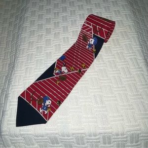 PEANUTS‎ Silk Retro Necktie Snoopy & Woodstock Football Game